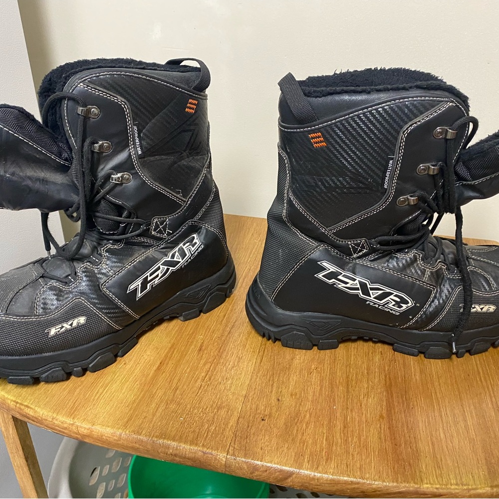 FXR X cross snowmobile boots